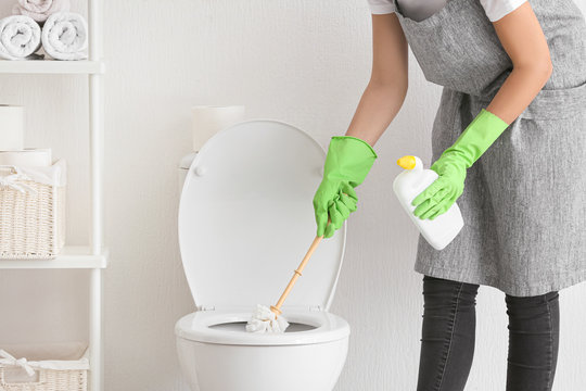 Bathroom cleaning 