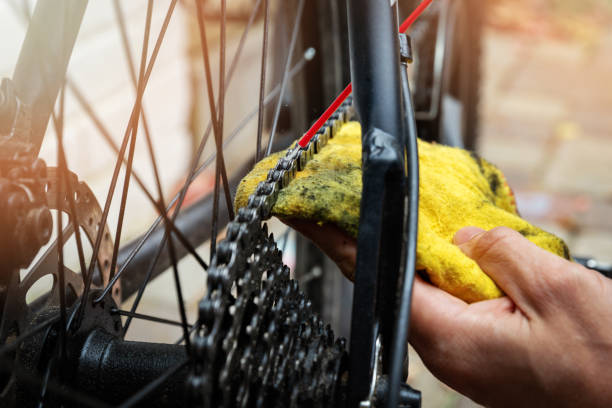 Chain Cleaning, Oiling & Replacement