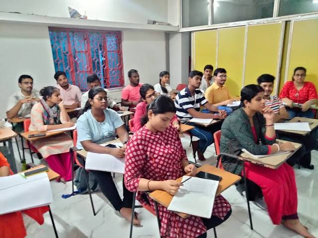 Competitive Exam Language Training Service